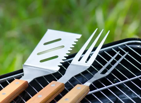 ustensile si accesorii gratar indispensabile pentru orice grill